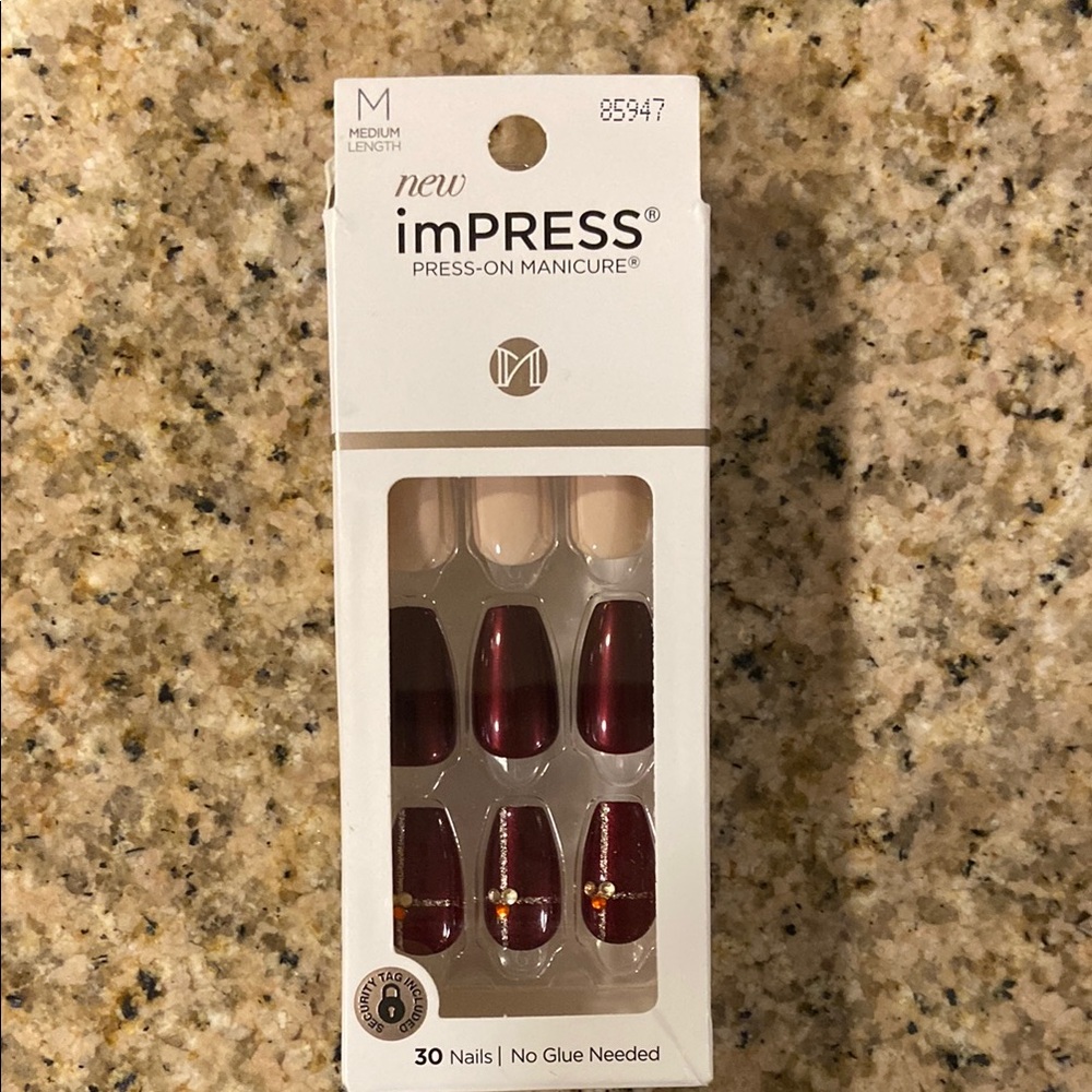 imPRESS Press-on Manicure
